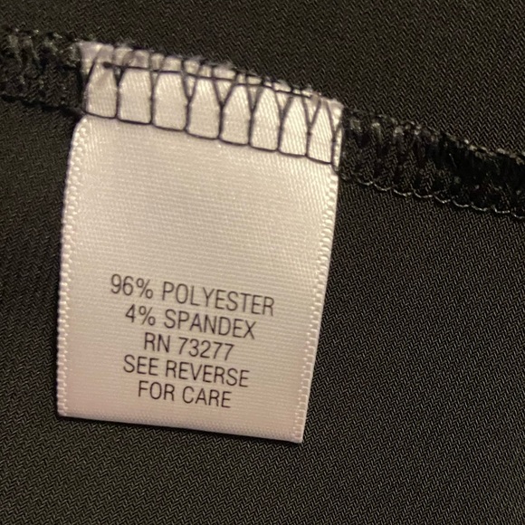 Slimming black dress: at work with a jacket & still ready for a classy party - Picture 6 of 14